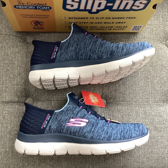 Skechers Women's Slip-ins: Summits - Dazzling Haze Casual Sneakers, size 9 W - Picture 1 of 13